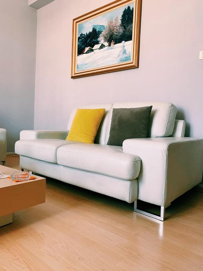 Toti Apartments Tirana Exterior foto